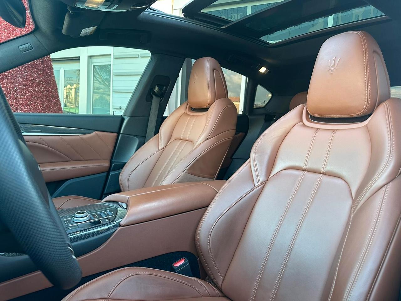 Maserati Levante MHEV 330 CV AWD GT - Tetto apribile