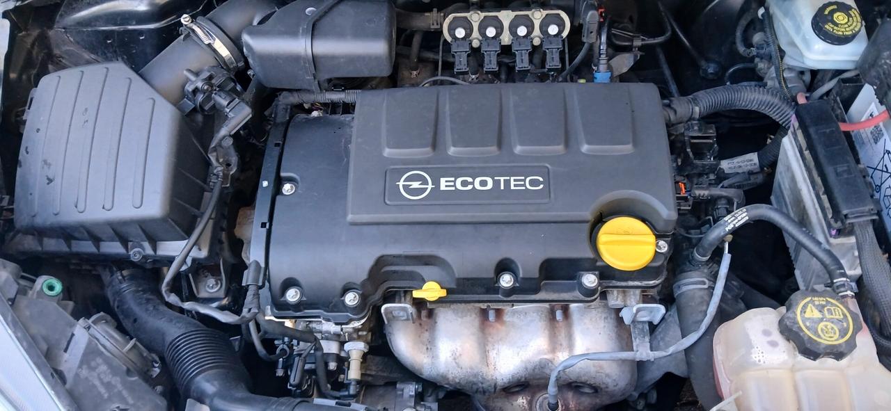 Opel Adam 1.4 GPL NEOPATENTATI