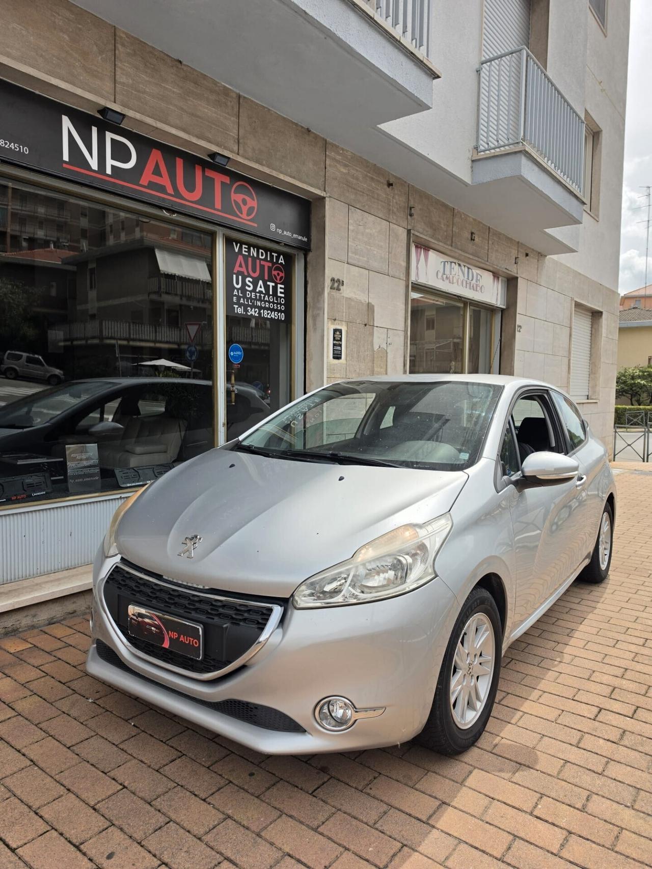 Peugeot 208 neopatentati