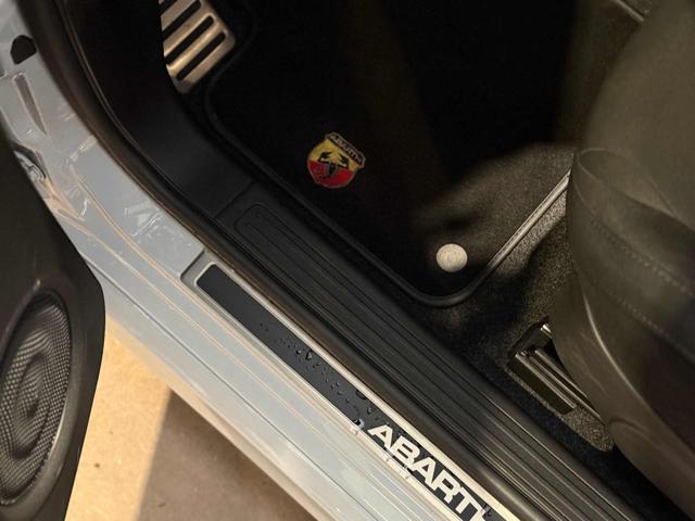 ABARTH 595 1.4 Turbo T-Jet 160 CV Pista