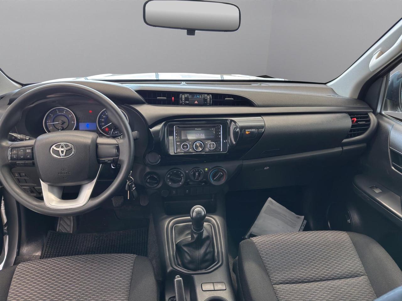 Toyota Hilux 2.4 EC d-4d 4x4 Comfort M/T my19
