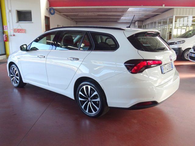 FIAT Tipo 1.3 Mjt S&S SW Lounge N1 Autocarro