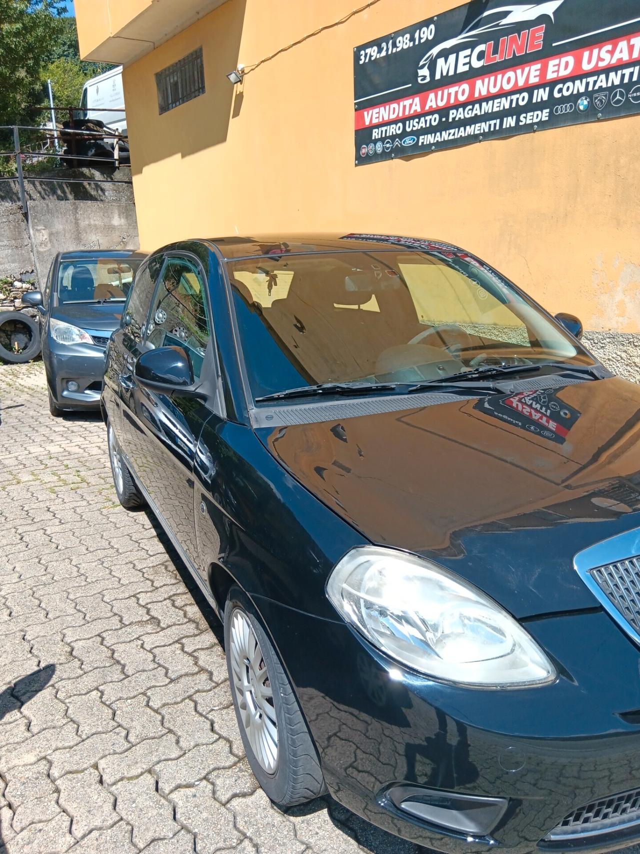 Lancia Ypsilon 1.4 Oro Ecochic GPL