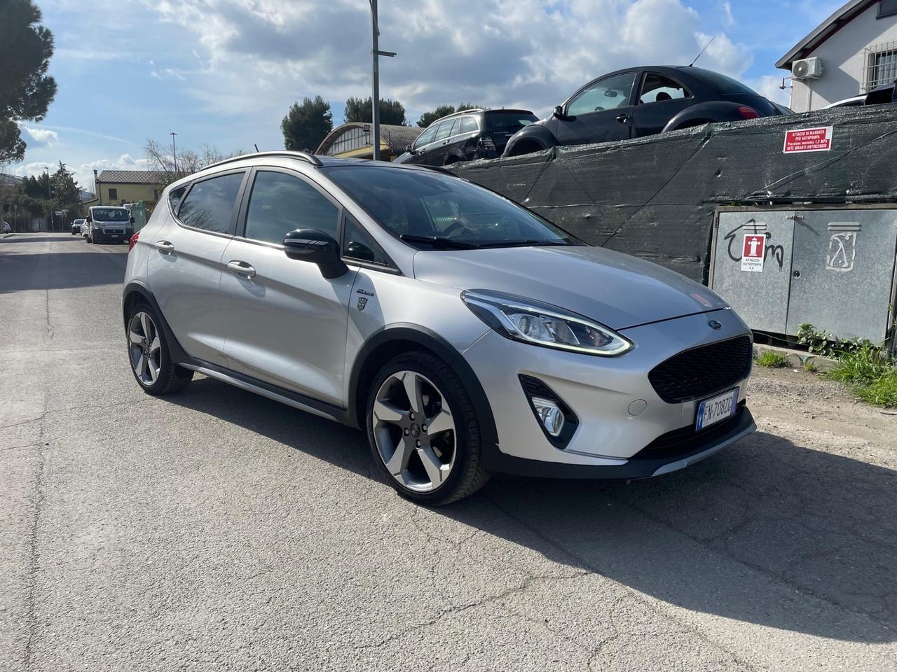 Ford Fiesta 1.0 Ecoboost 100 CV 5 porte Plus