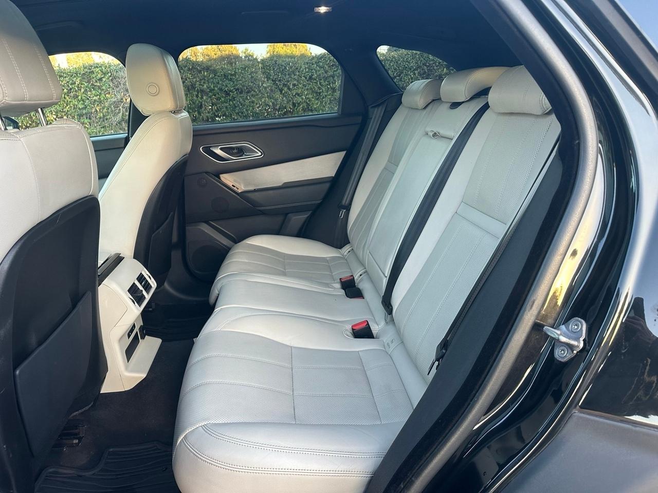 Land Rover Range Velar 2.0D I4 240 CV FULL OPTIONAL