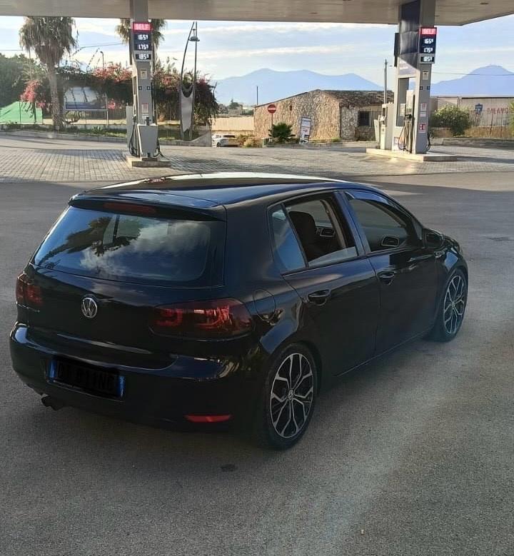 Volkswagen Golf 2.0 tdi 110 cv
