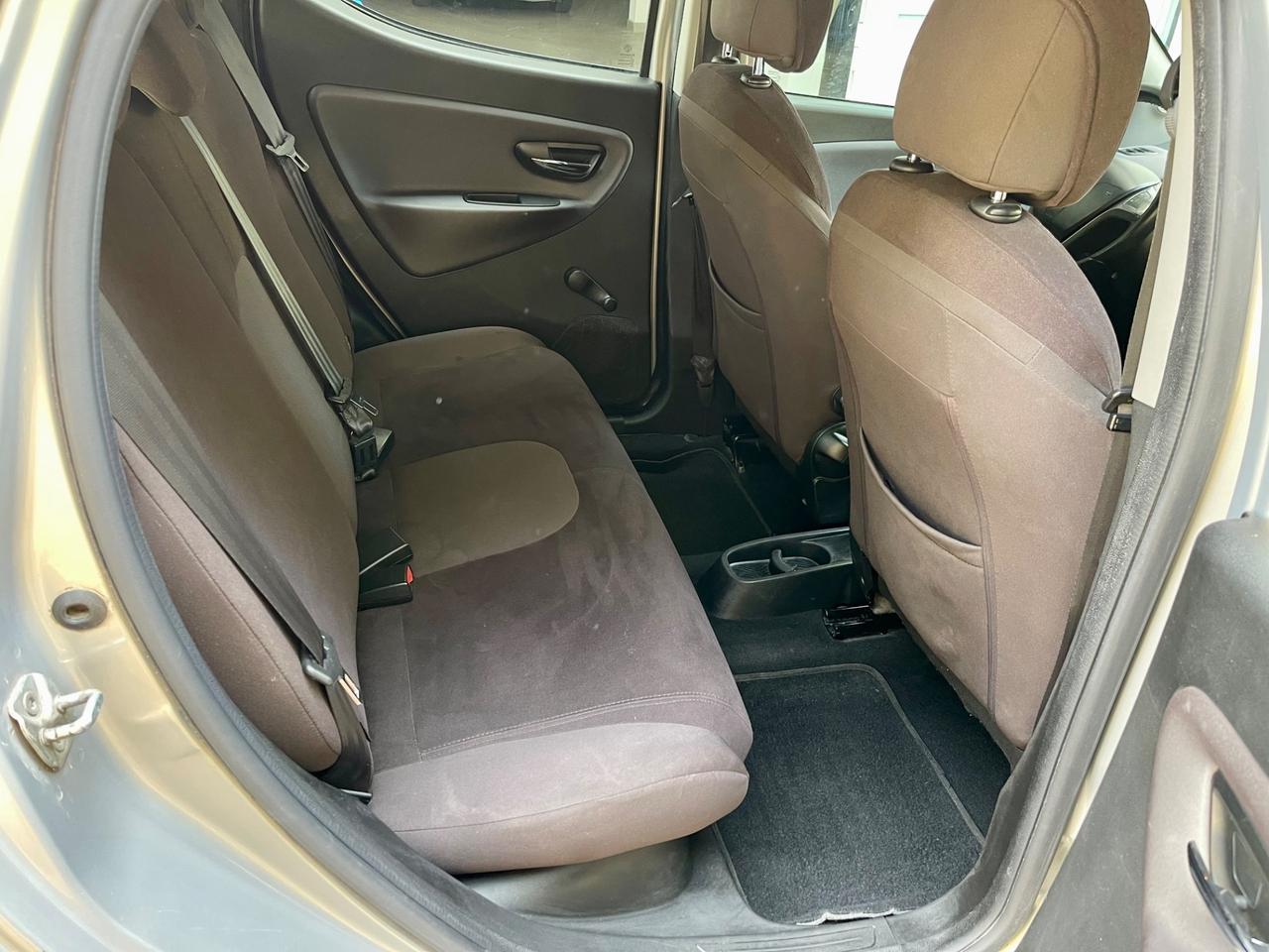 Lancia Ypsilon 1.3 MJT 16V 95 CV 5 porte
