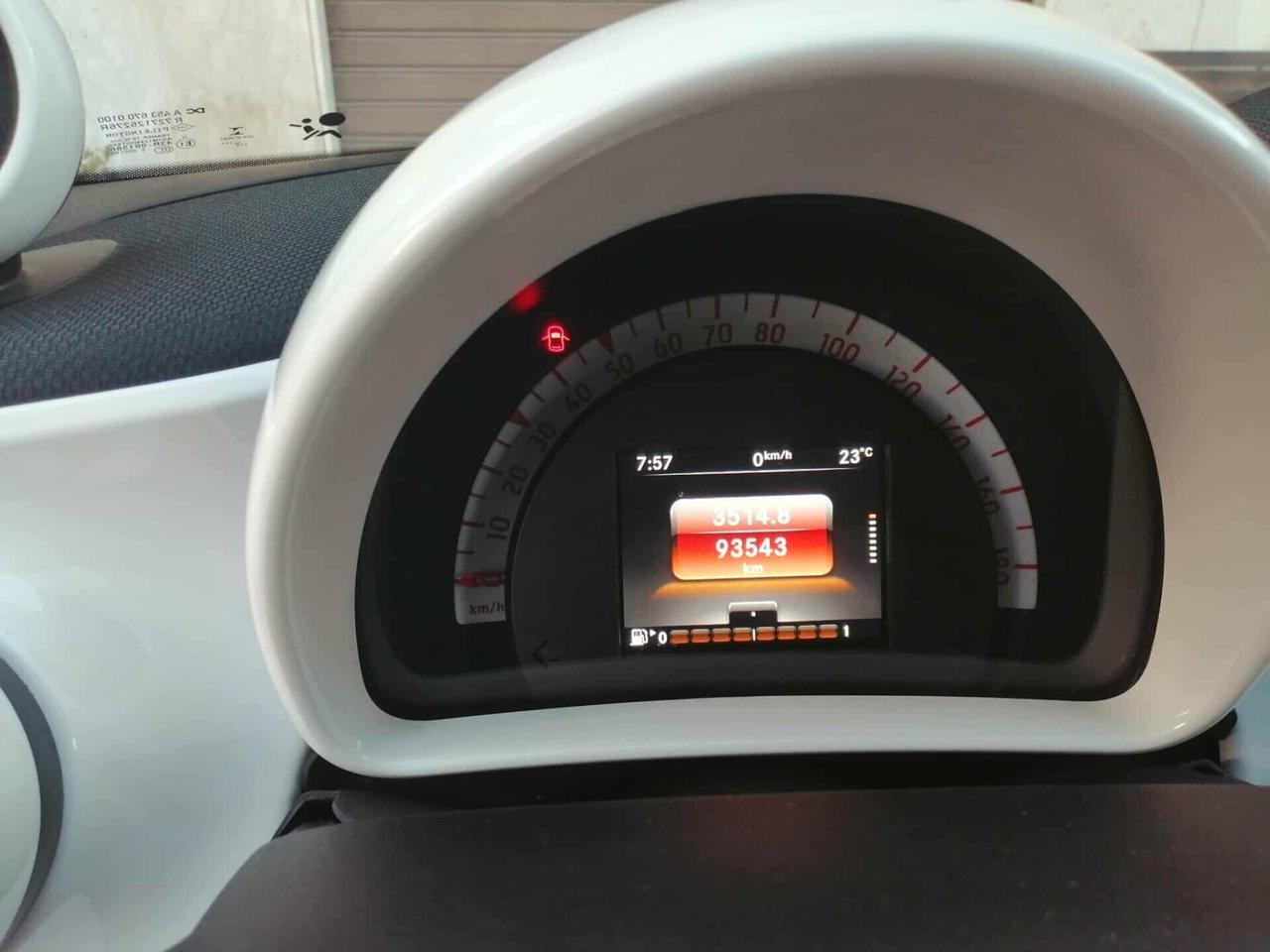 SMART FORFOUR 2015 PASSION 1.0 71CV MANUALE