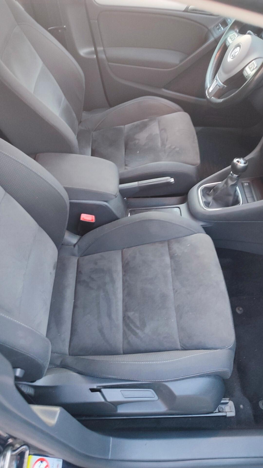 Volkswagen Golf 1.6 TDI DPF 5p. Highline