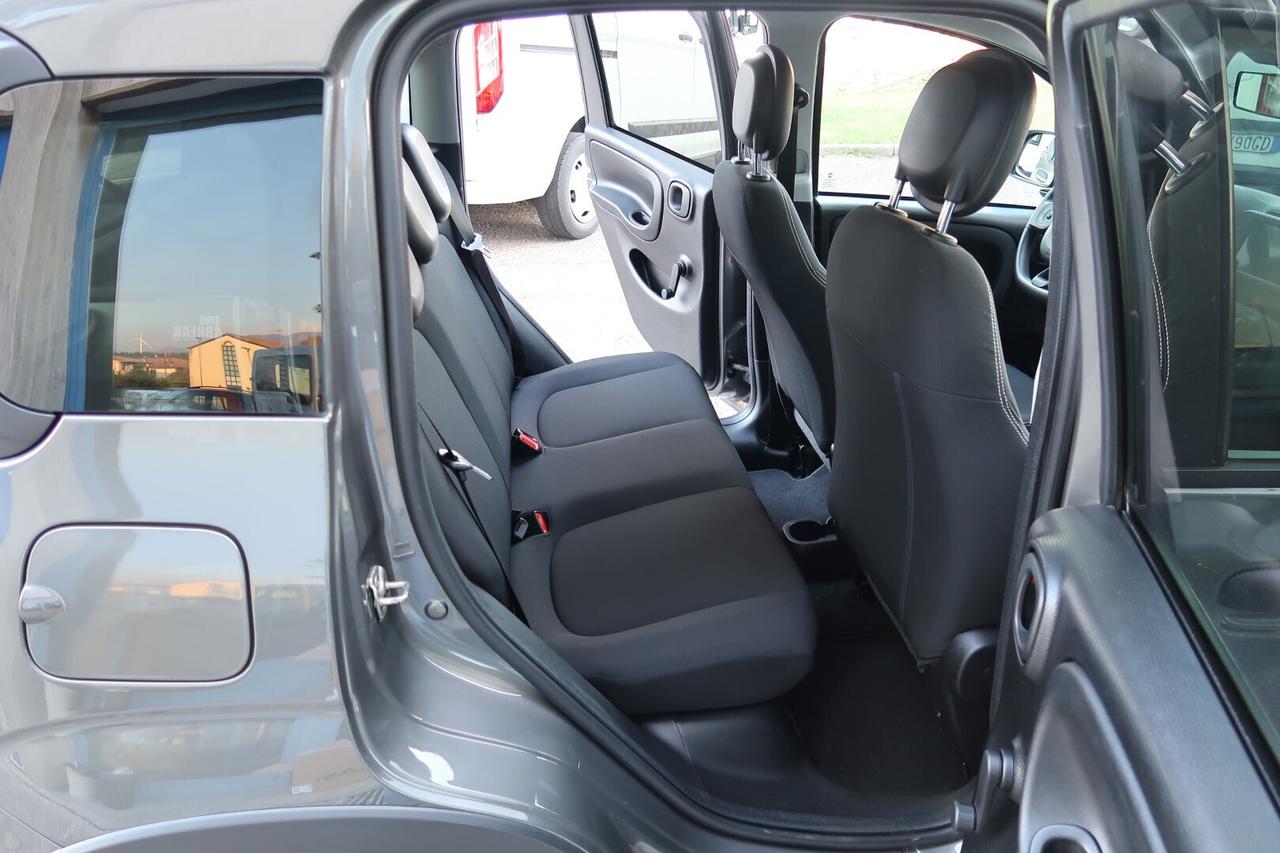 Fiat Panda 1.0 FireFlyHybrid Cross