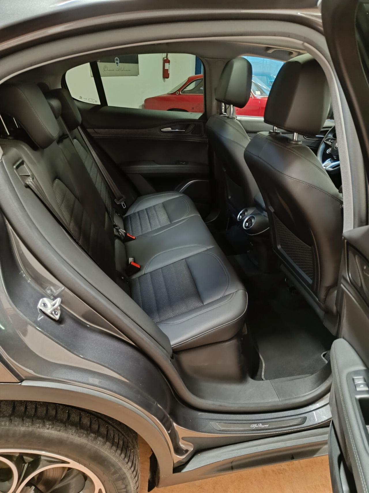 Alfa Romeo Stelvio 2.2 Turbodiesel 190 CV AT8 Q4 Super. TETTO PANORAMICO