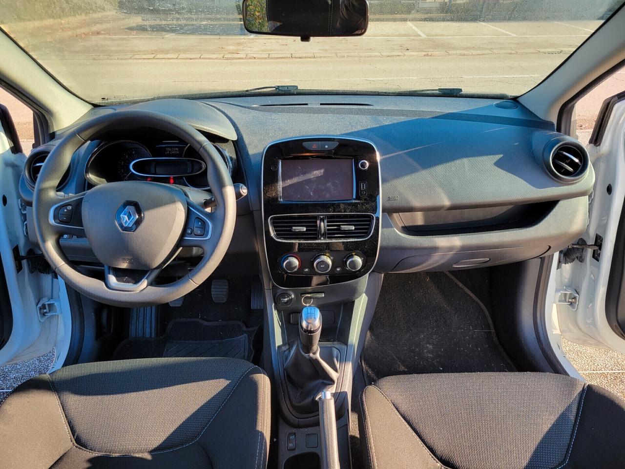 Renault Clio 1.5 dCi 75CV AUTOCARRO NEOPATENTATI