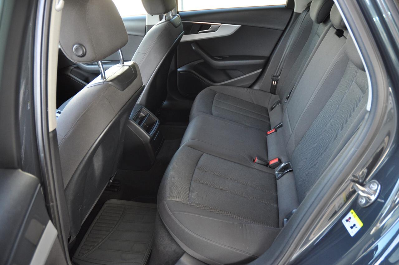 Audi A4 Avant 2.0 TDI 150 CV ultra S tronic Business