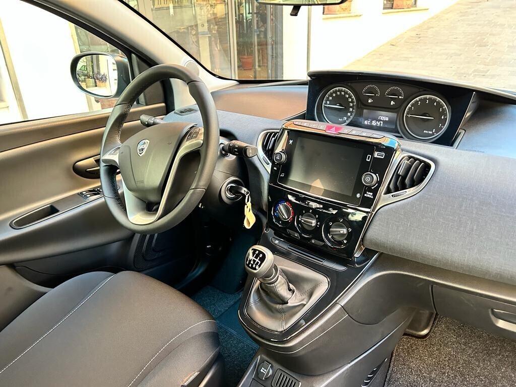 LANCIA Ypsilon 1.0 FireFly 5 porte S&S Hybrid Gold