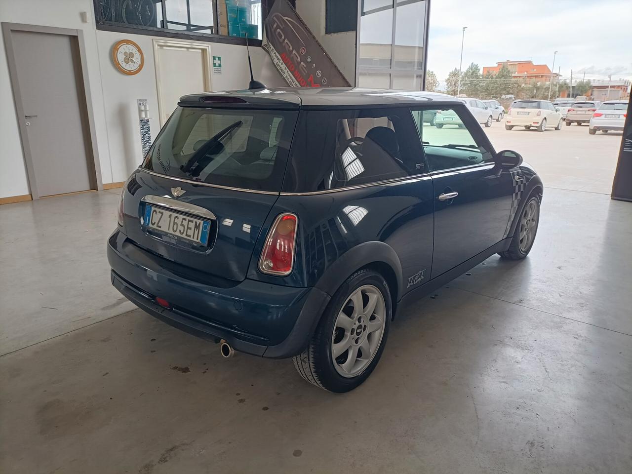 Mini 1.6 16V CV 116 Cooper Checkmate 11/2005