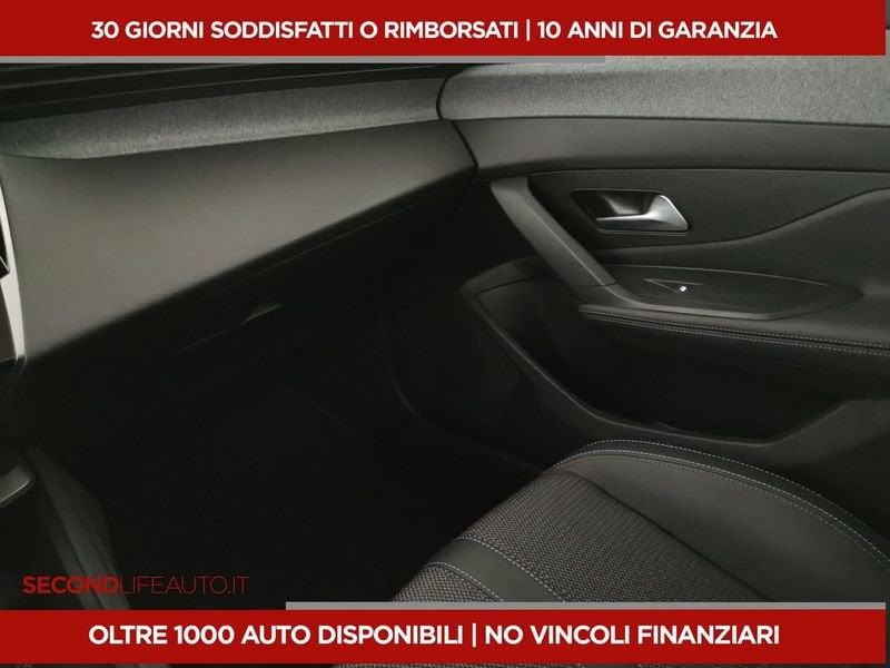 Peugeot 308 III 2021 1.2 hybrid Allure 136cv e-dcs 6