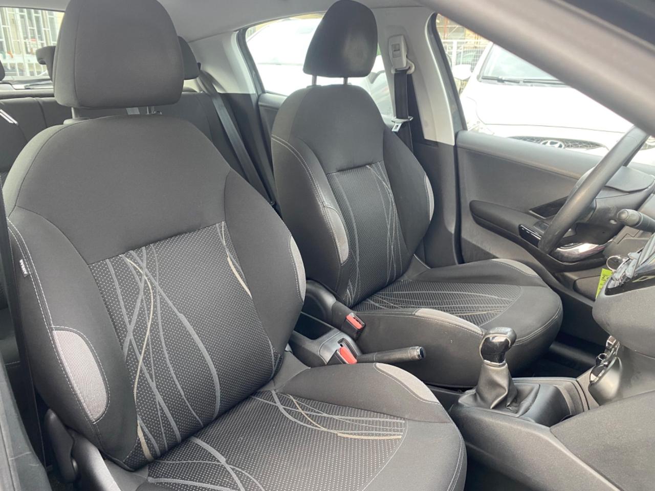 Peugeot 208 1.2 VTi 82 CV 5 porte Allure