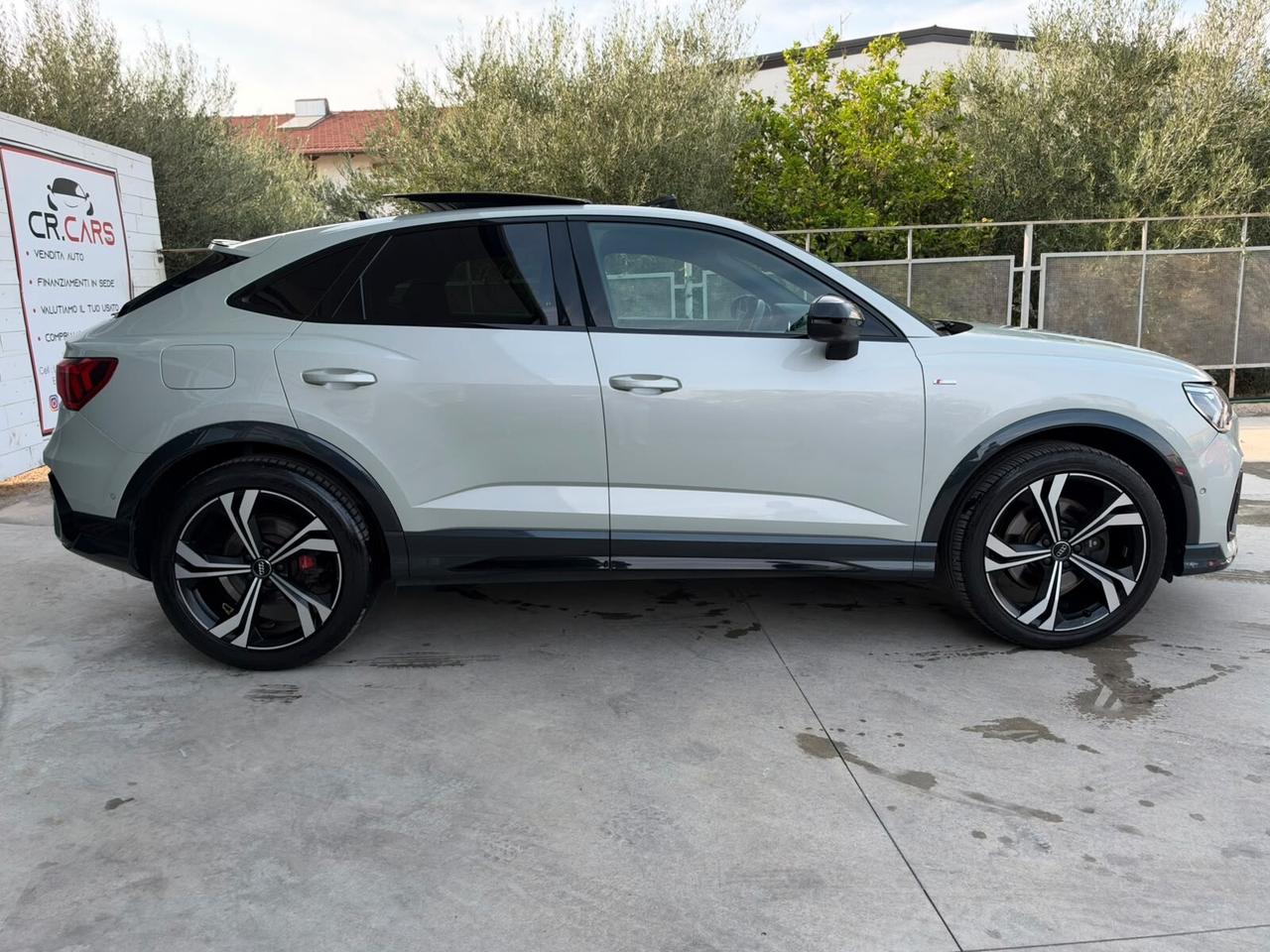Audi Q3 SPB 45 TFSI quattro S tronic line edition - Tetto apribile
