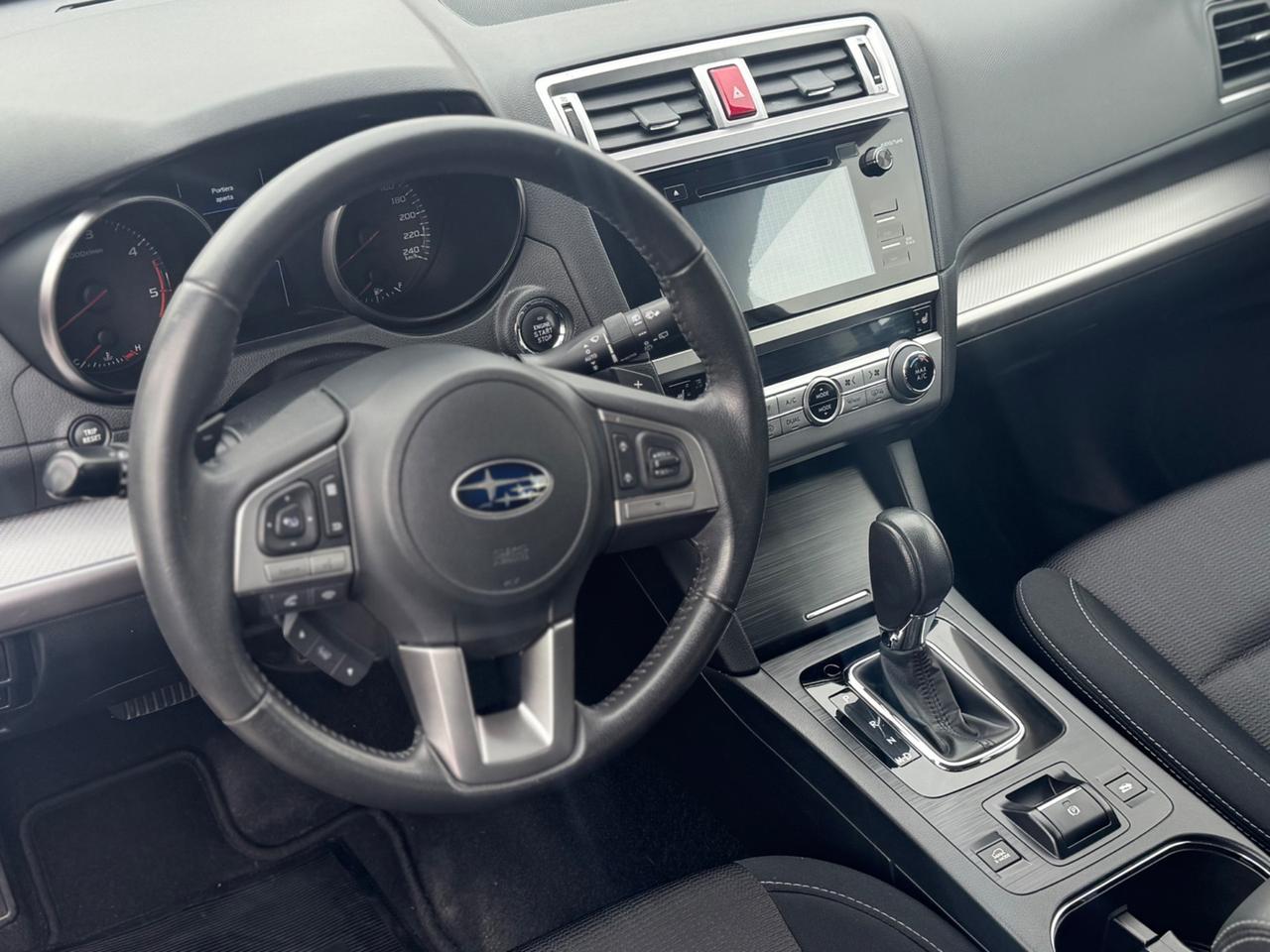 Subaru OUTBACK 2.0d Automatico Euro 6!