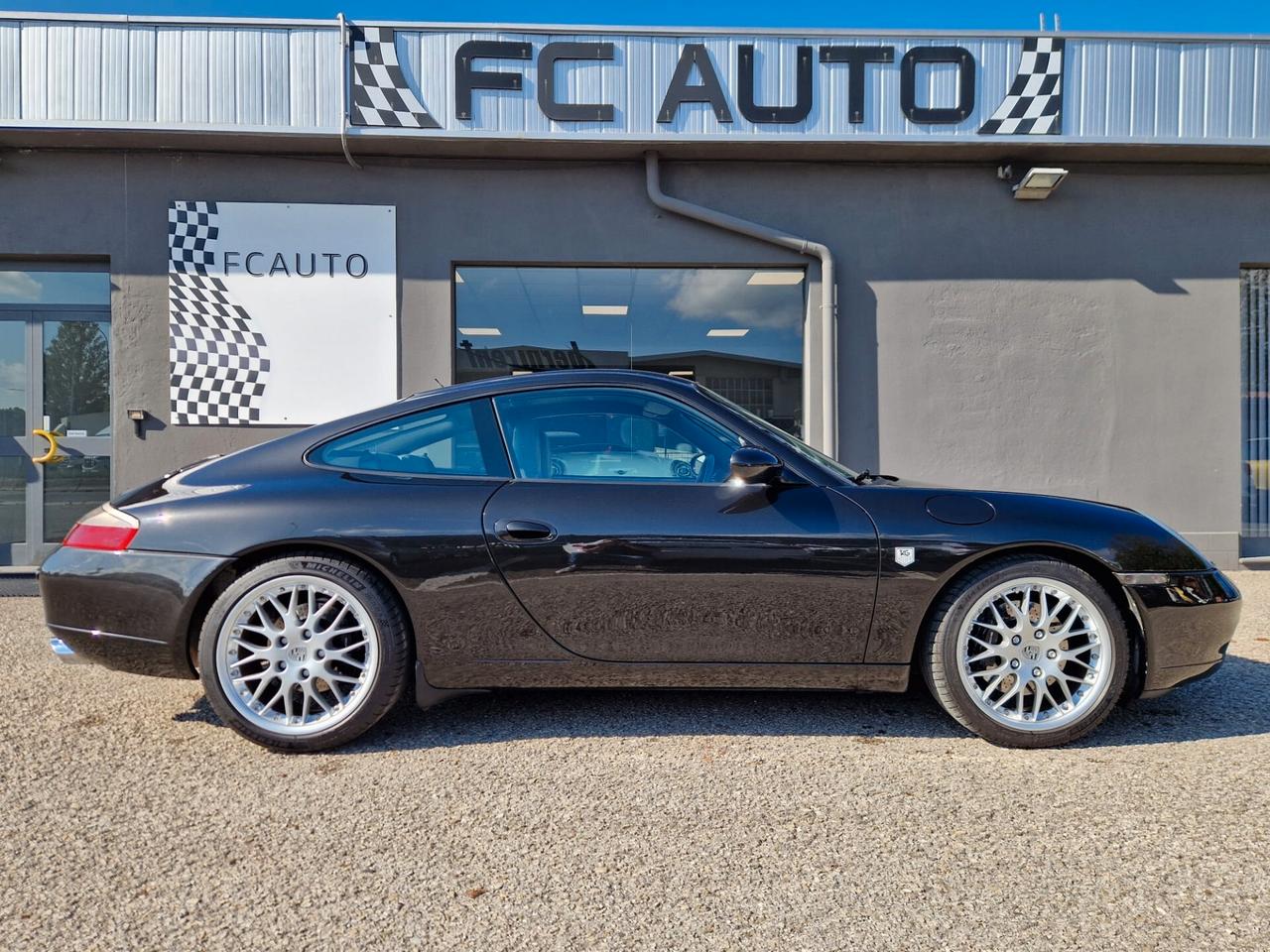 Porsche 911 Carrera cat Coupé