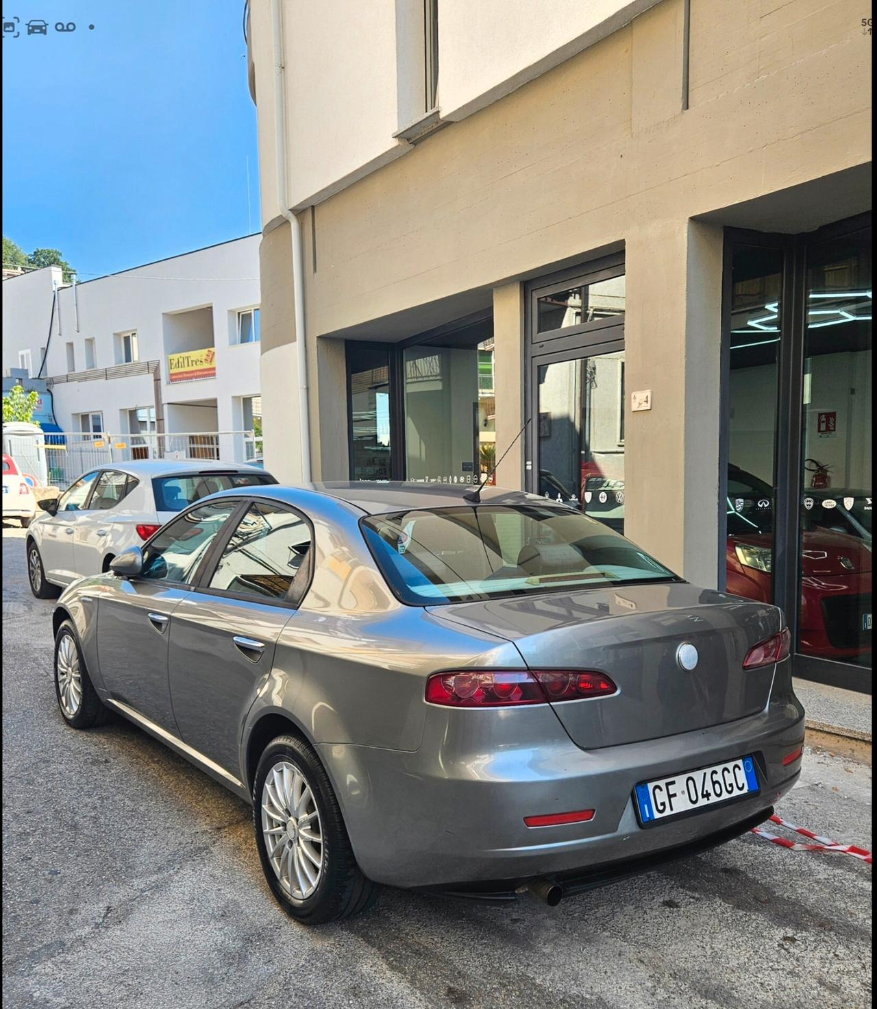 Alfa Romeo 159 1.9 JTDm Distinctive