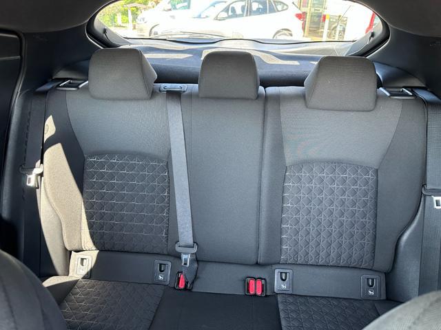 TOYOTA C-HR 1.8 Hybrid E-CVT Lounge