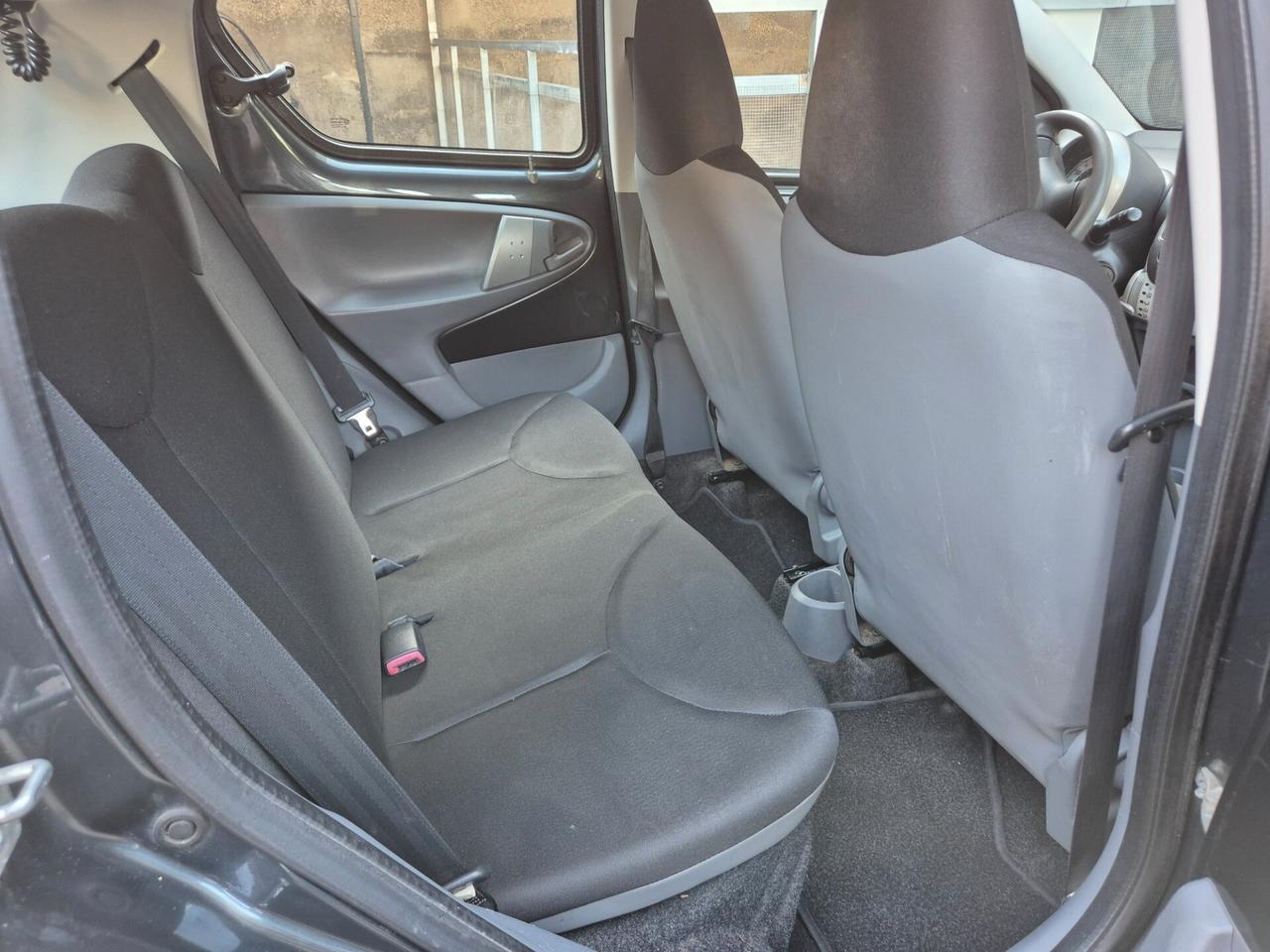 Toyota Aygo 1.0 BENZ RESTAILING ACCESSORIATA 2013