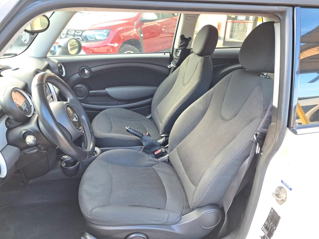 MINI ONE 1.4 16V 75 CV-NEOPATENTATI