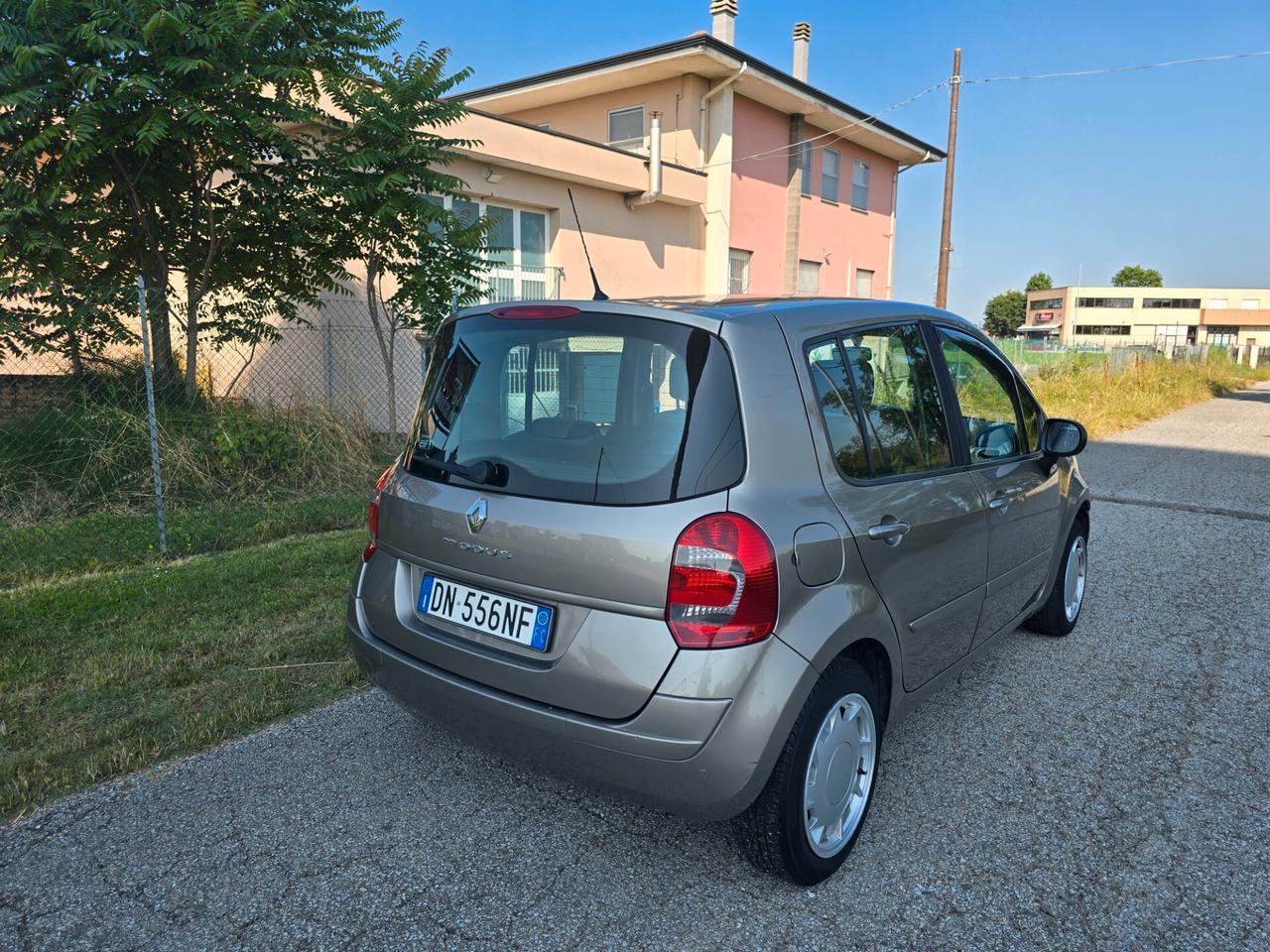Renault Modus 1.2 16V Benzina NEOPATENTATI