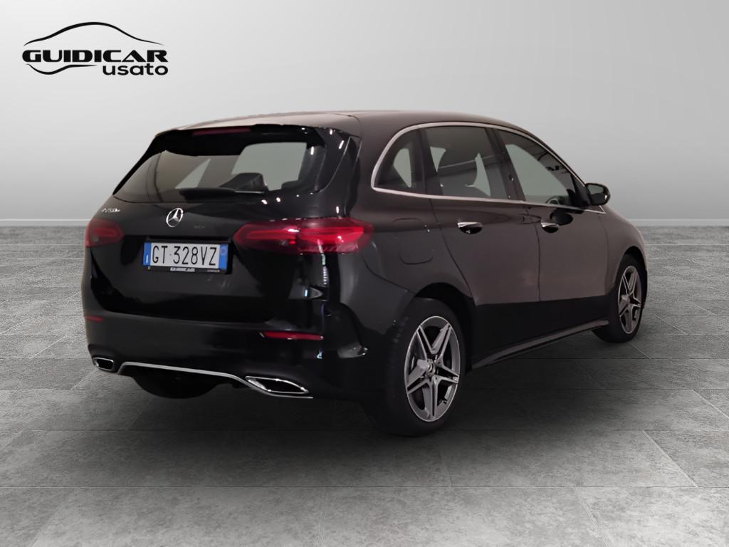 Mercedes-Benz Classe B - W247 2023 - B 250 e phev AMG Line Premium auto