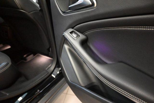 MERCEDES-BENZ GLA 180 SPORT AUTO NAVI TEL CAM 18"CRUISE PELLE/TESS.FULL!