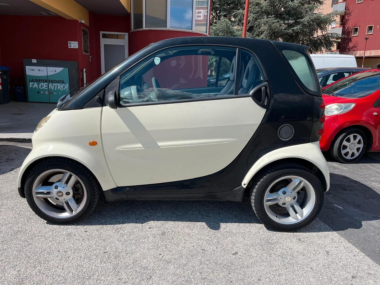 Smart ForTwo 700 coupé pure (37 kW)motore rifatto
