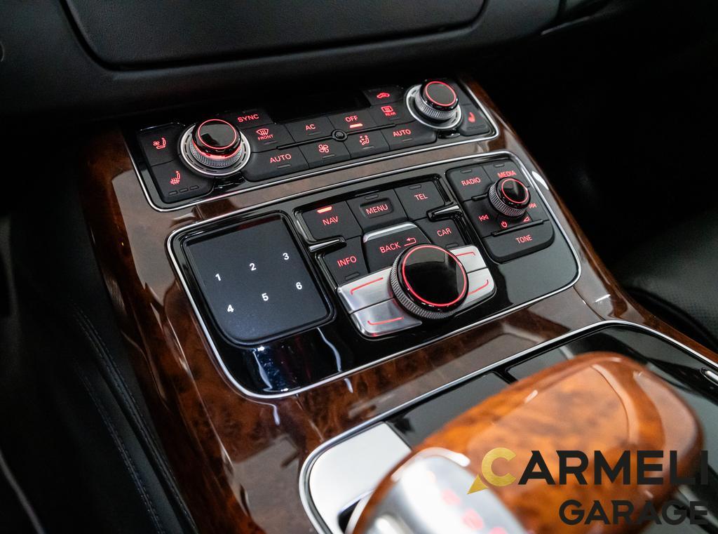 Audi A8 III 2013 L 6.3 W12 quattro tiptronic