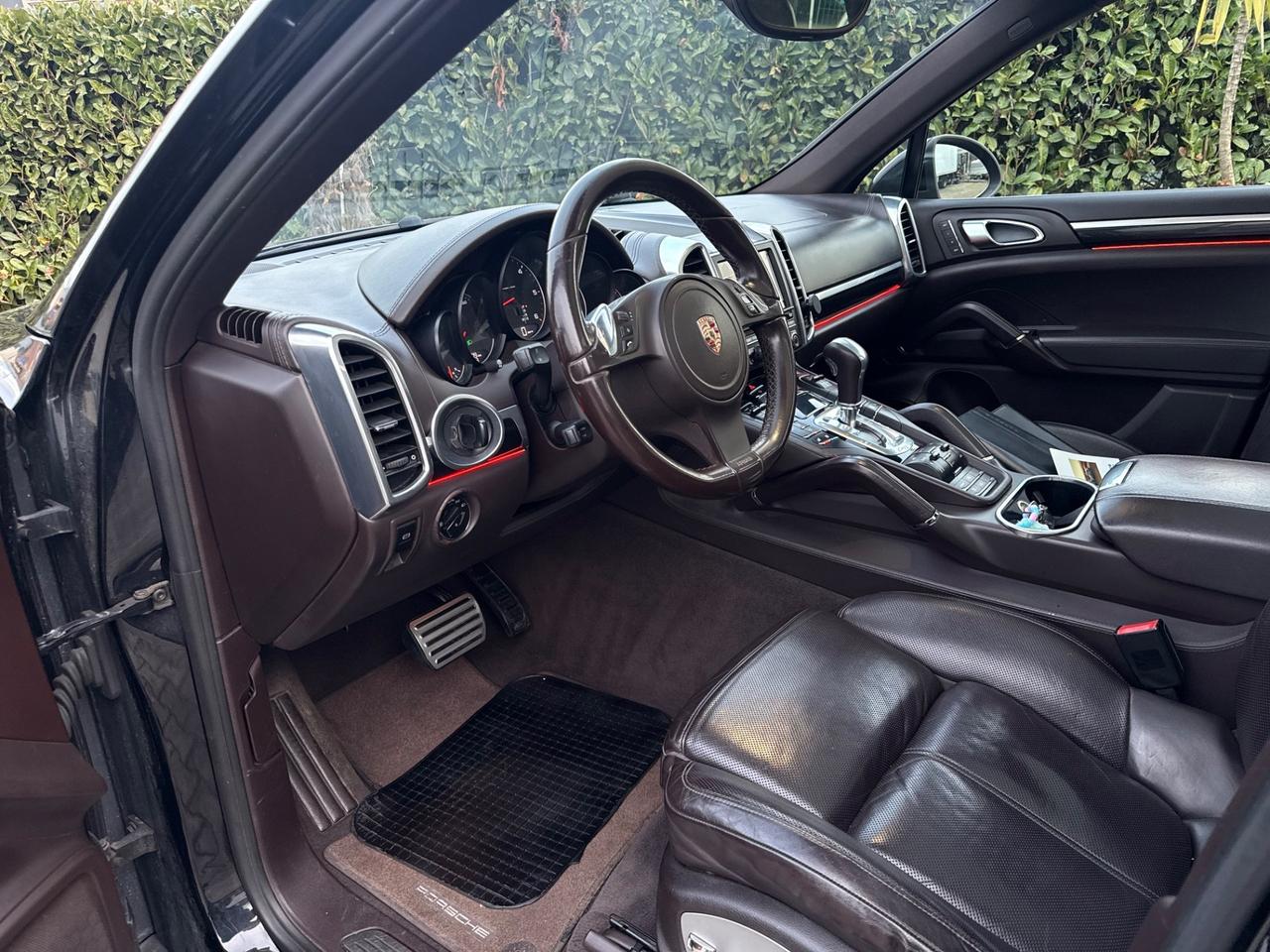 Porsche Cayenne 3.0 V6 TDI 245CV PLATINUM EDITION