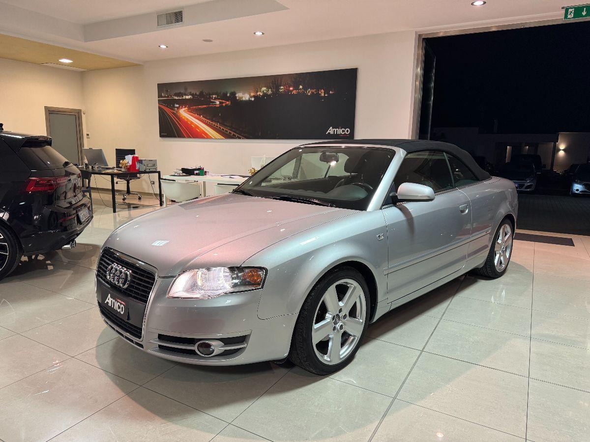 AUDI A4 2.0 TDI Cabriolet Cabrio S-LINE