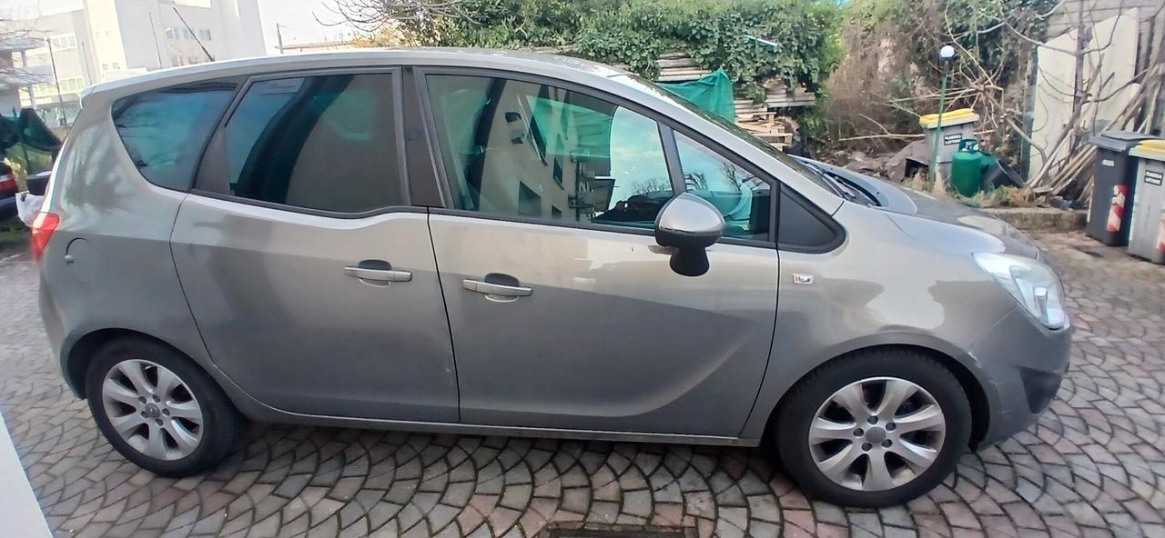 Opel Meriva 1.3 CDTI 95CV neopatentati