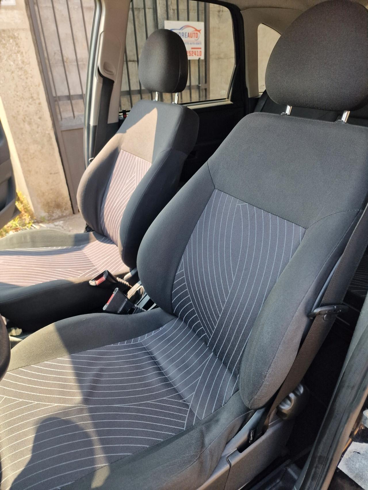 Opel Meriva 1.4 16V Club catena eseguita!!!