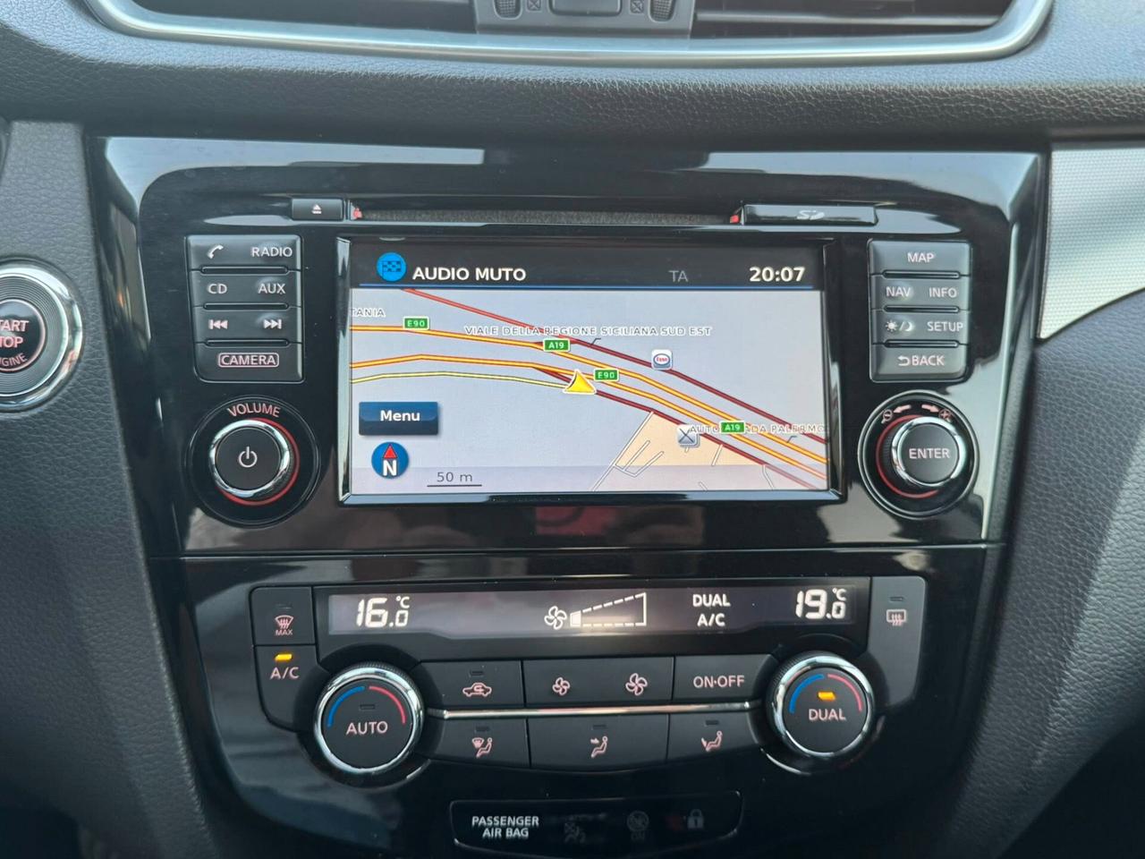 NISSAN QASHQAI N-CONNECTA 360^ + TETTO