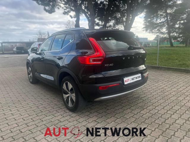 VOLVO XC40 T4 Recharge Plug-in Hybrid Inscription Expression