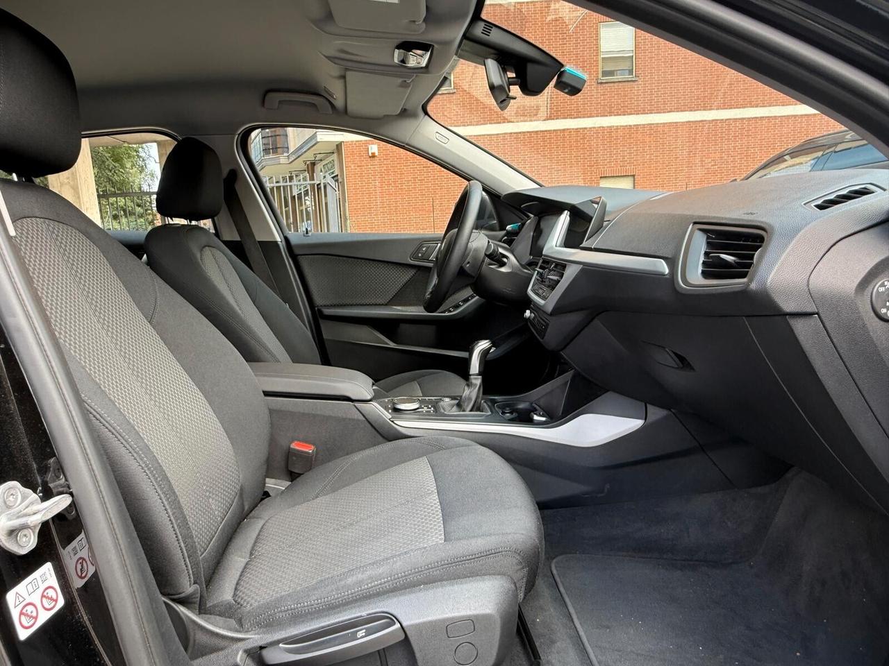 Bmw 118 118i 5p. Advantage