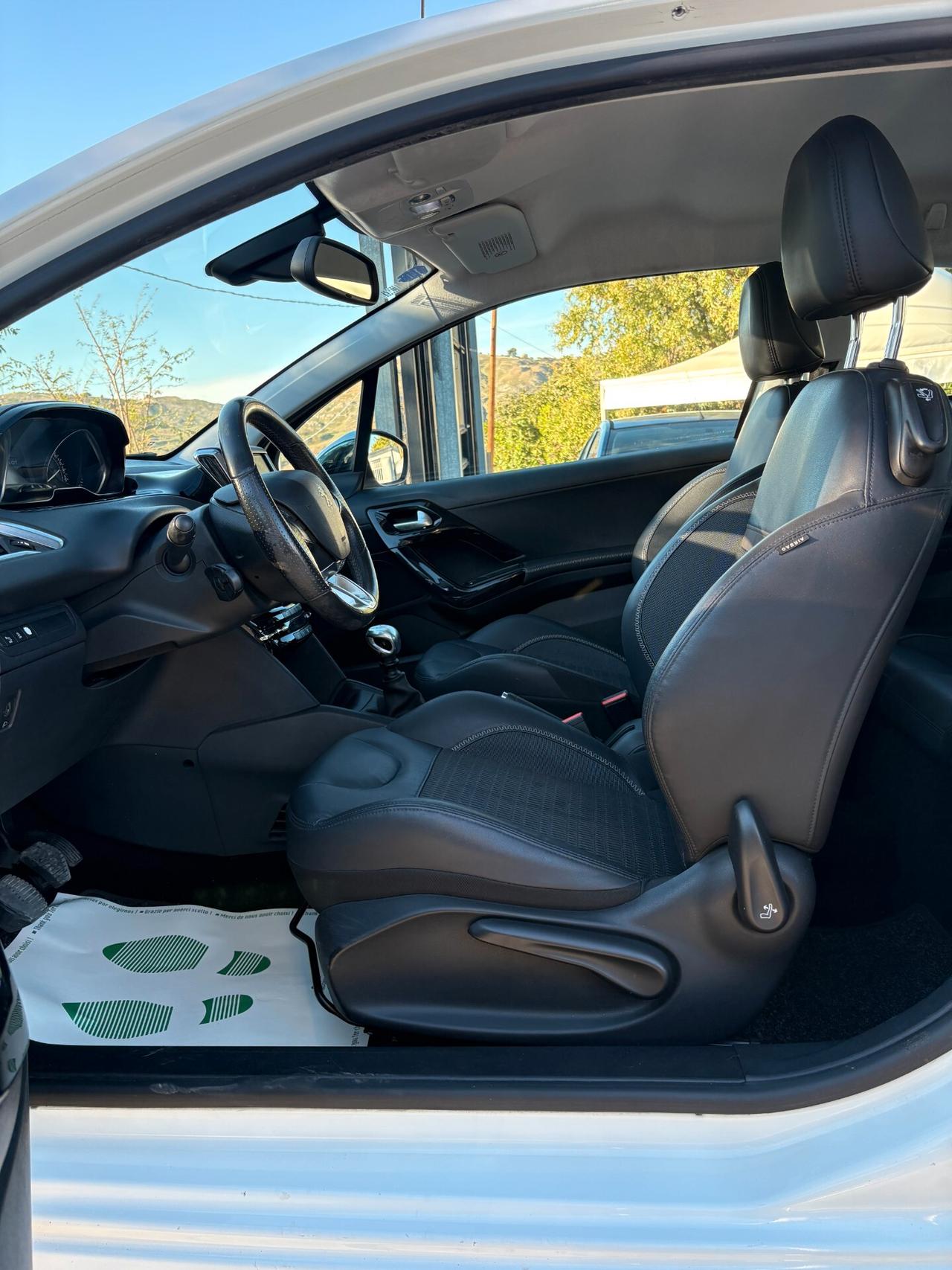 Peugeot 208 Gt-Line 1.6 e-HDi 115 CV