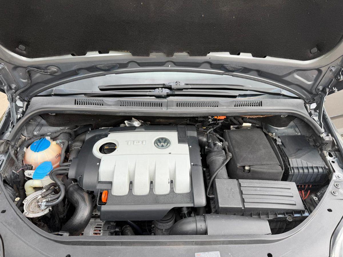 VOLKSWAGEN - Golf Plus