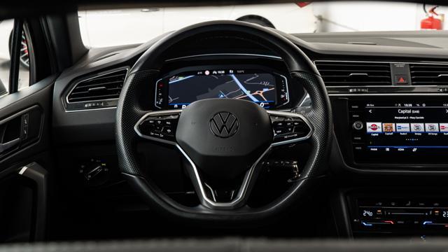 VOLKSWAGEN Tiguan 2.0 TDI SCR DSG 4MOTION R-Line UNIPRO