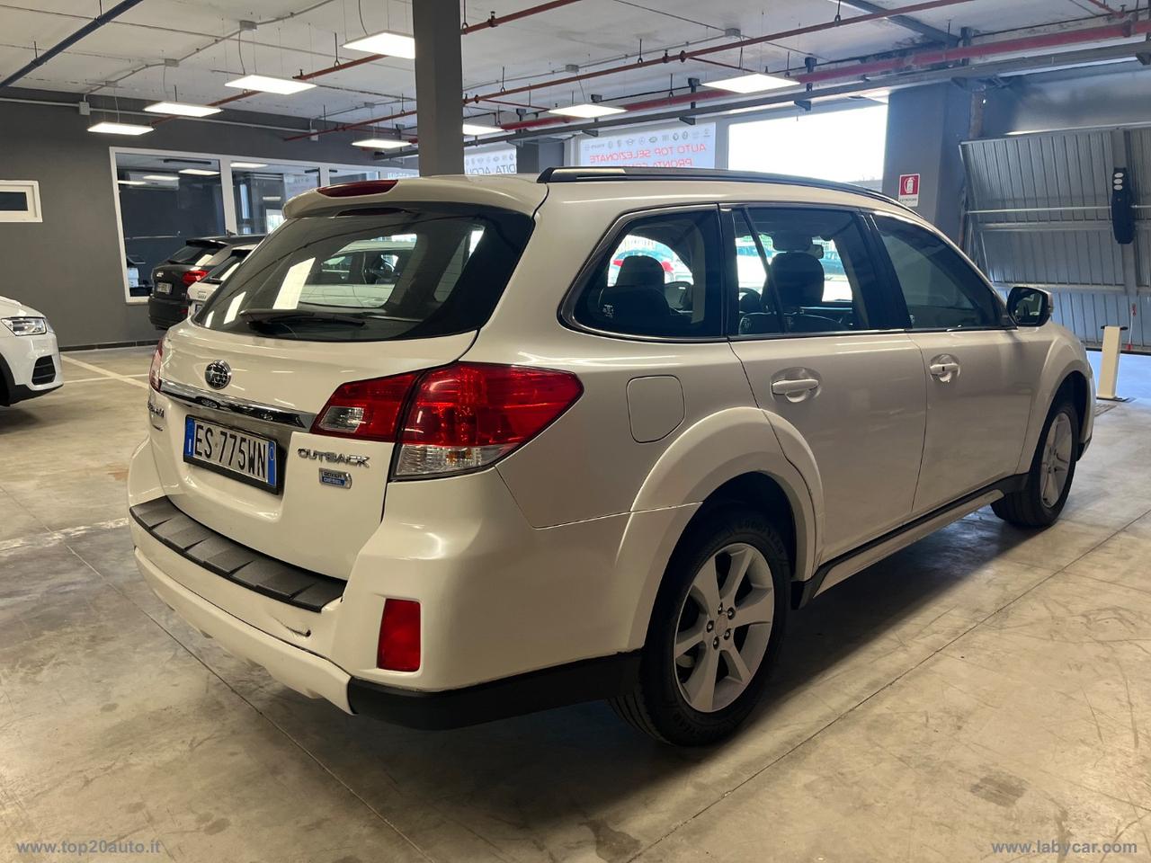 SUBARU Outback 2.0D CVT Exclusive|INTERNI IN PELLE|TETTO PANORAMICO