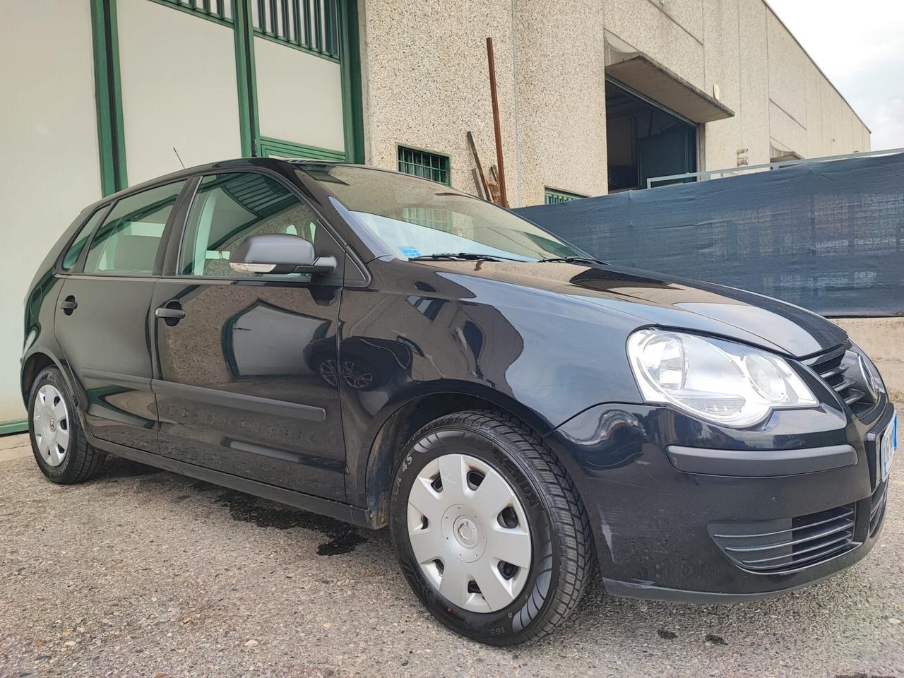 Volkswagen Polo 1.2 BENZINA NEOPATENTATI 5 PORTE 2005