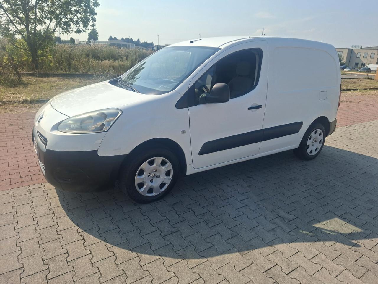 Peugeot Partner 1.6 8V HDi 115CV FAP L1 2 posti Furgone