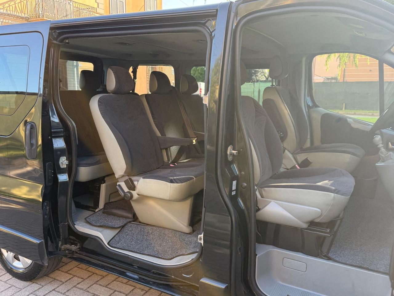 Renault Trafic 2.0 dCi/Passenger Luxe 7+1