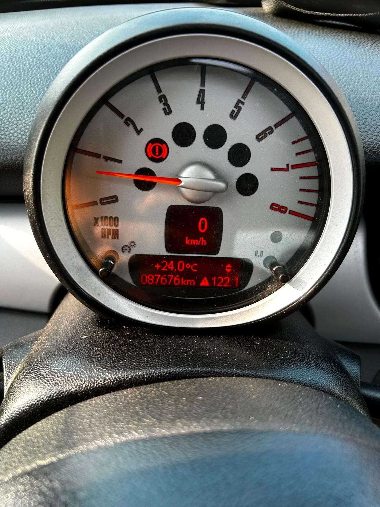 Mini 1.6 16V One (72kW)