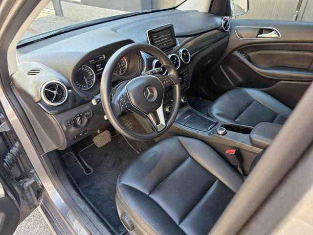 MERCEDES-BENZ B 180 Executive