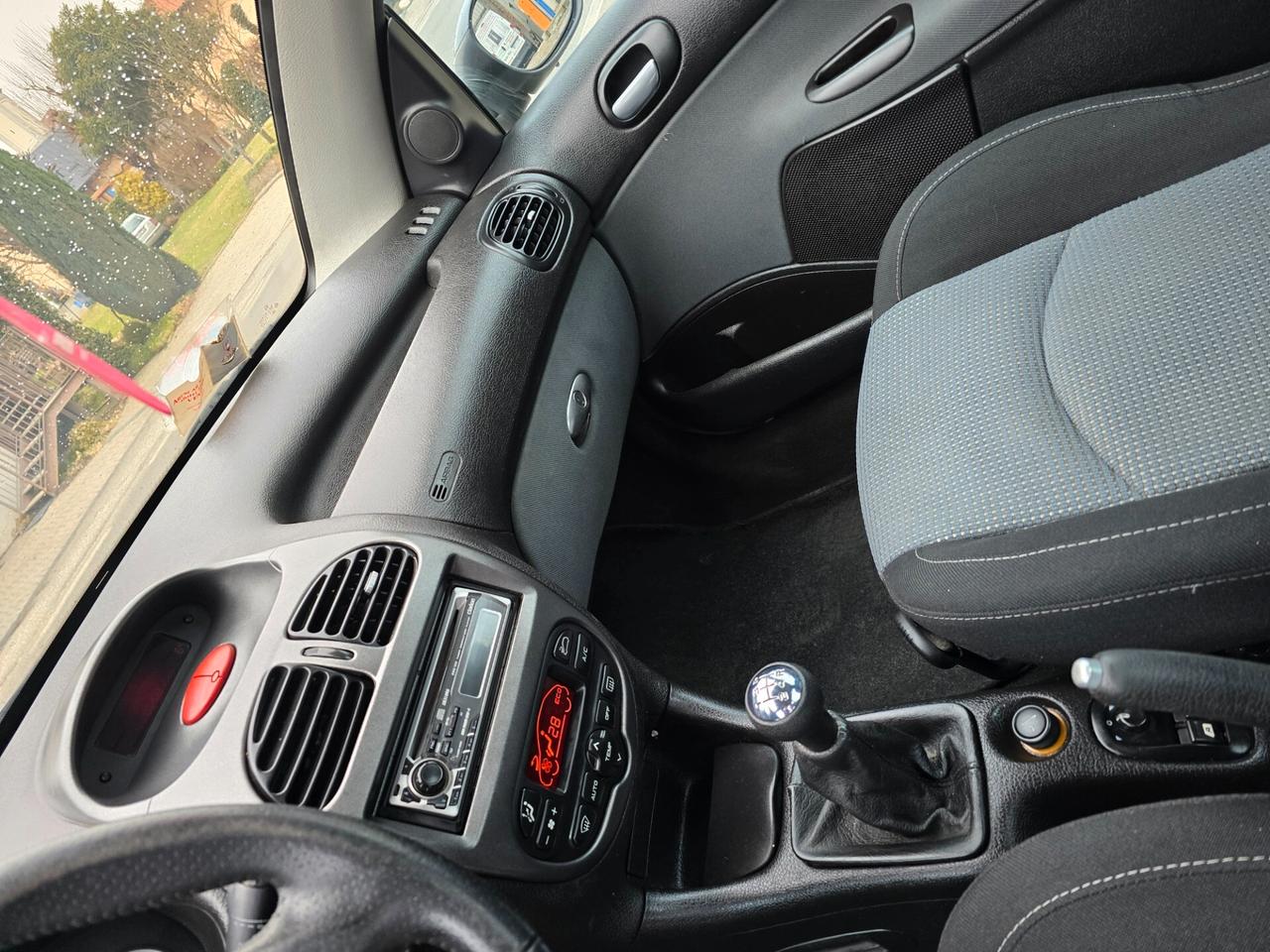 Peugeot 206 1.6 16V CC